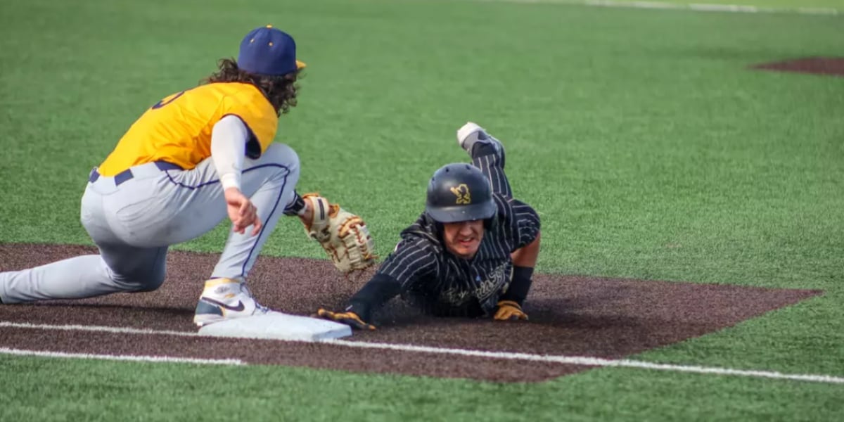 Emporia State baseball falls to Central Oklahoma in series finale