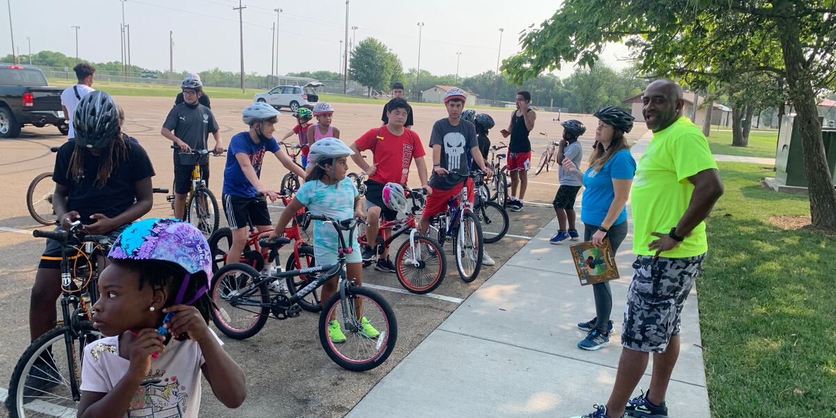 About 60 children get new bikes Friday in ‘Read and Ride’ program