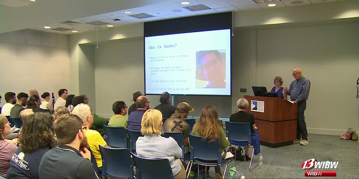 Advocates seeking clemency for Sarah GonzalesMcLinn hold presentation