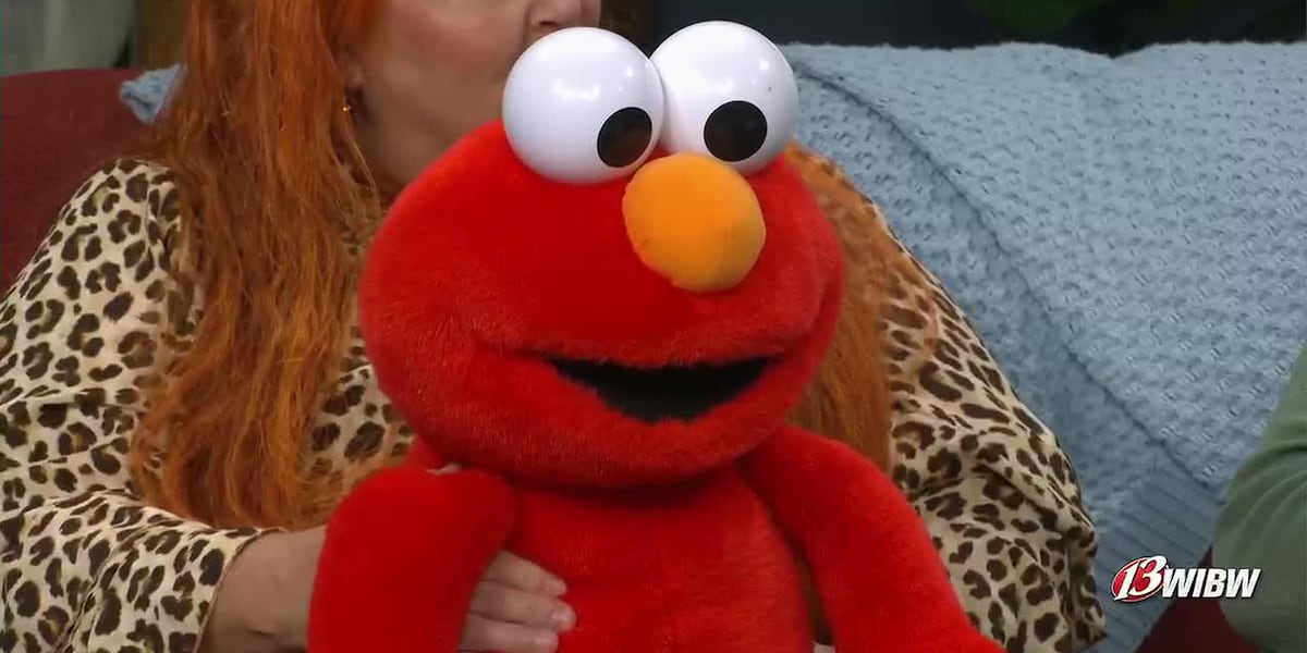 Elmo is coming to Topeka! Here's when you can see him