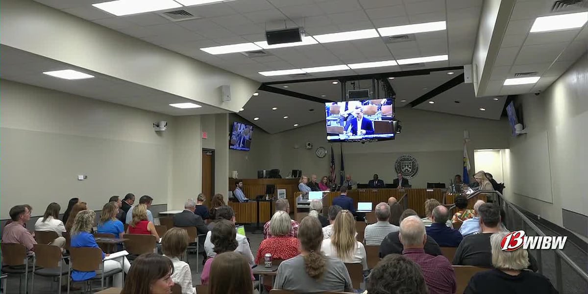 Topeka City Council updates data center moratorium, hears recommendation on TPS officers