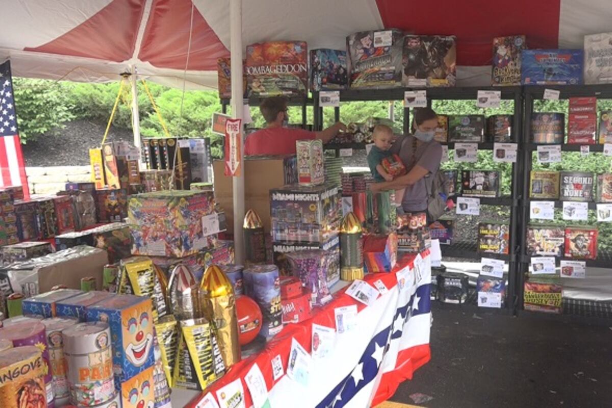 Firecracker Stand Fireworks stands more than just a ‘bang for your buck’