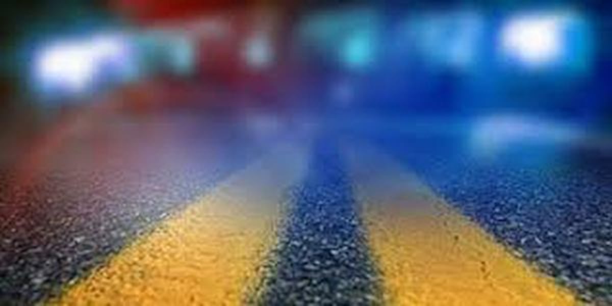 Police respond to late-night wreck in West Topeka