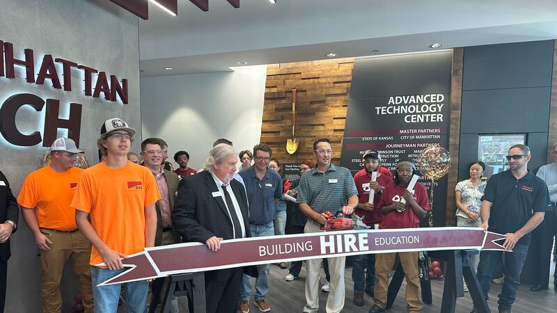 Manhattan Tech Building Manhattan Area Technical College opens Advanced Technology Center