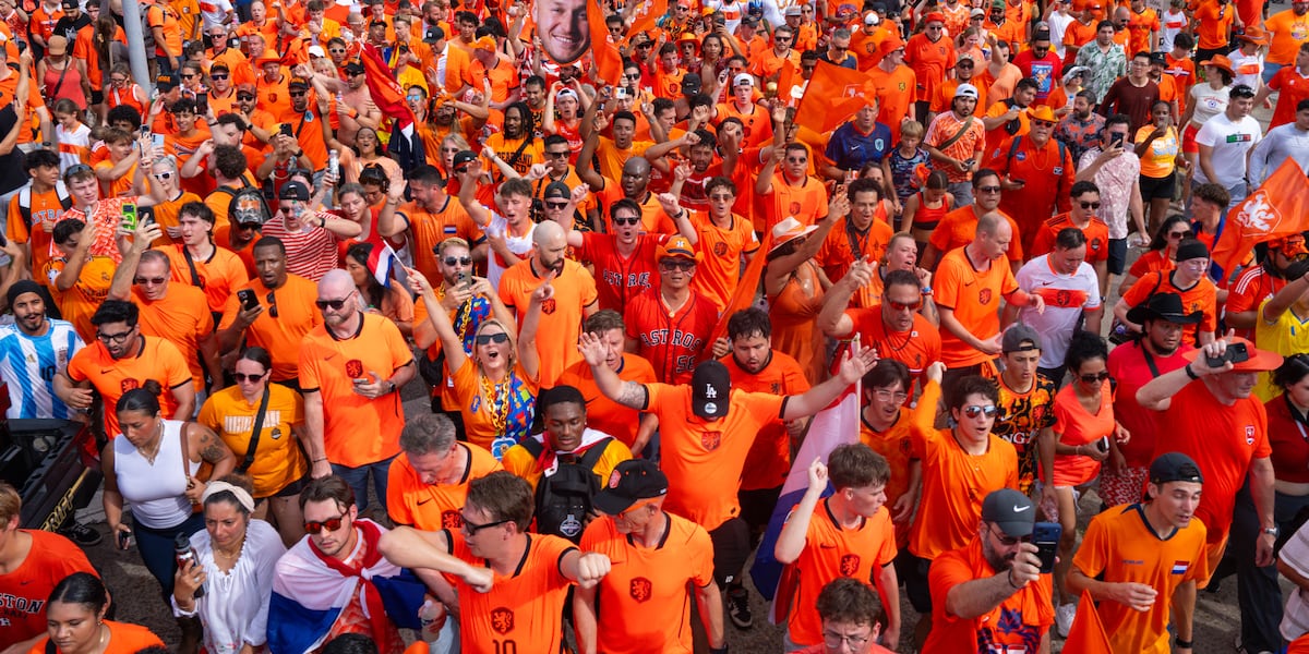 Netherlands soccer fans to paint Kansas City orange on Thursday