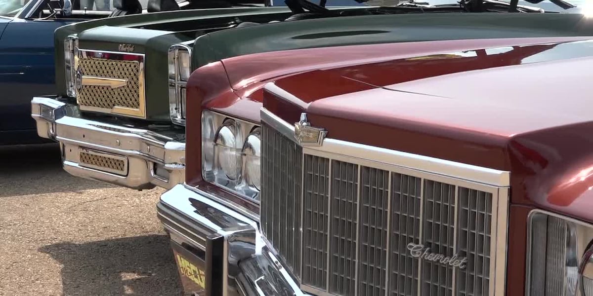 785 ShowDown car show brings community together, distributes school supplies
